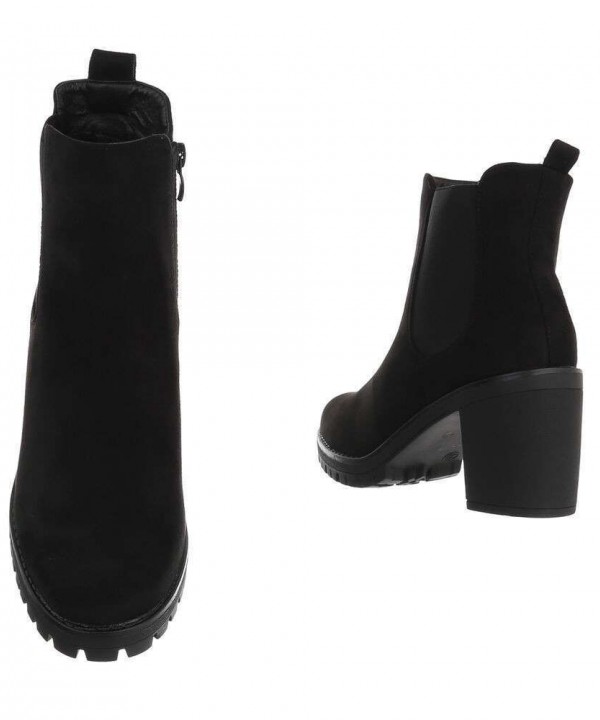 Boots for women
 1-547305