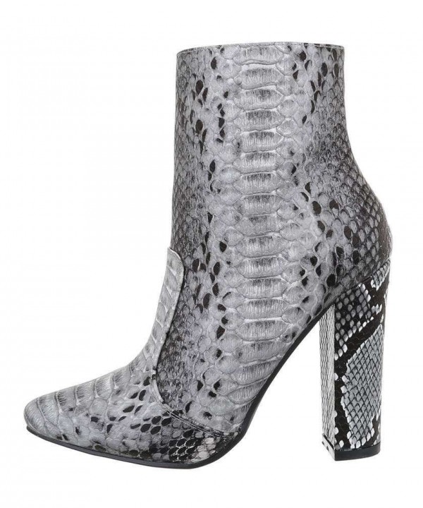 Boots for women
 1-524257