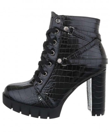 Boots for women
 1-524271