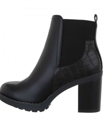 Boots for women
 1-543606