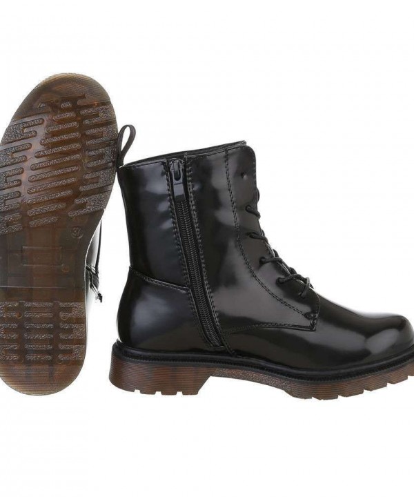 Boots for women
 1-543718