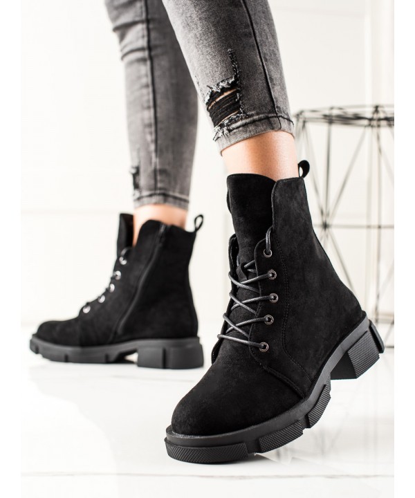 Boots for women
 2-74396