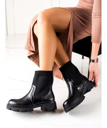 Boots for women
 2-74867