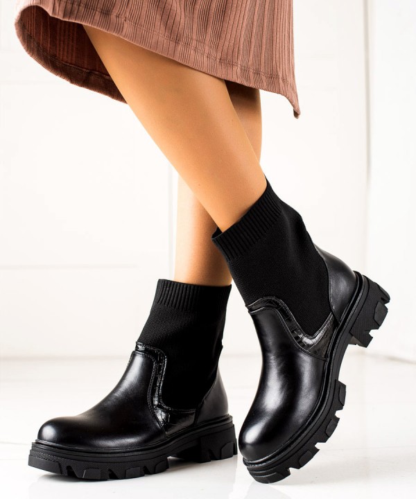 Boots for women
 2-74867